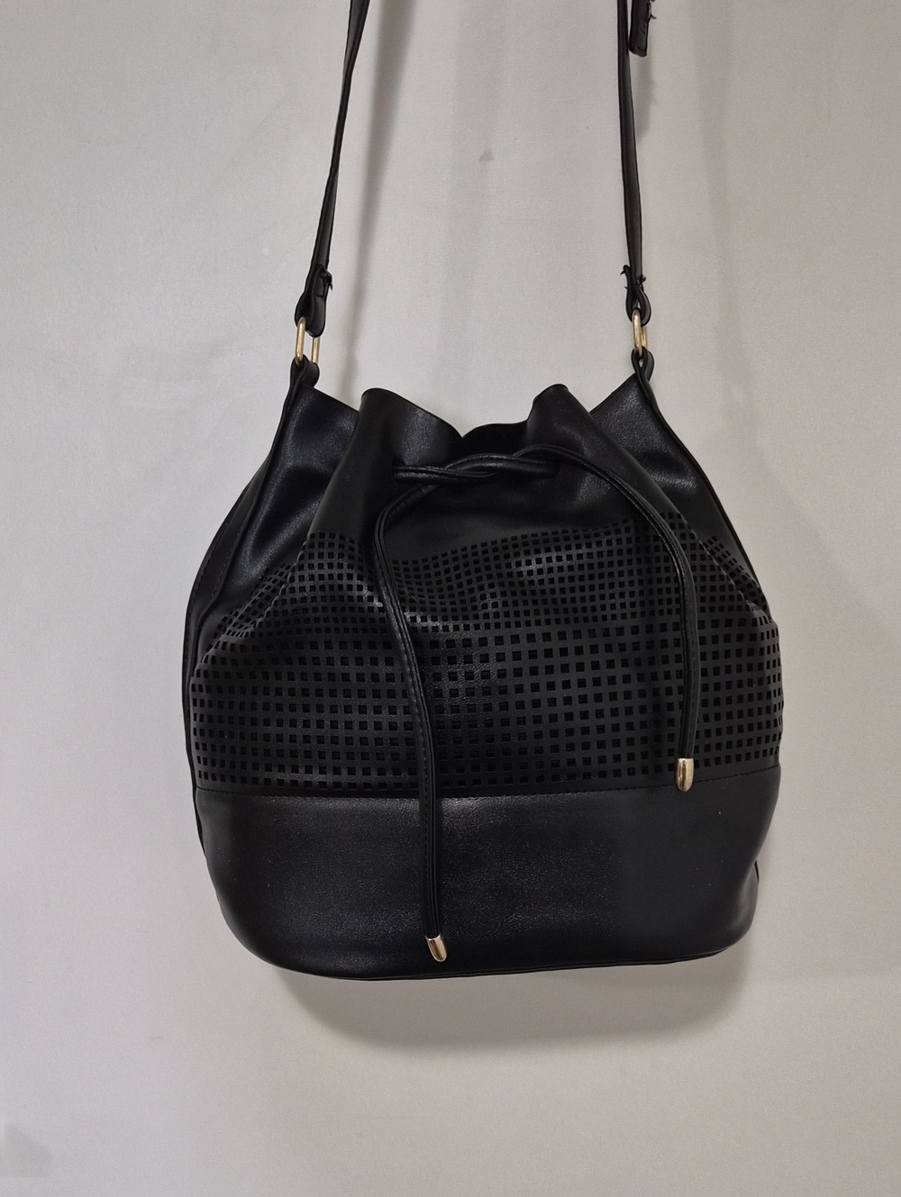 Black Drawstring Bucket Bag - Women